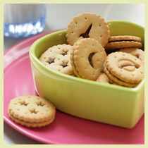 sandwich cookies